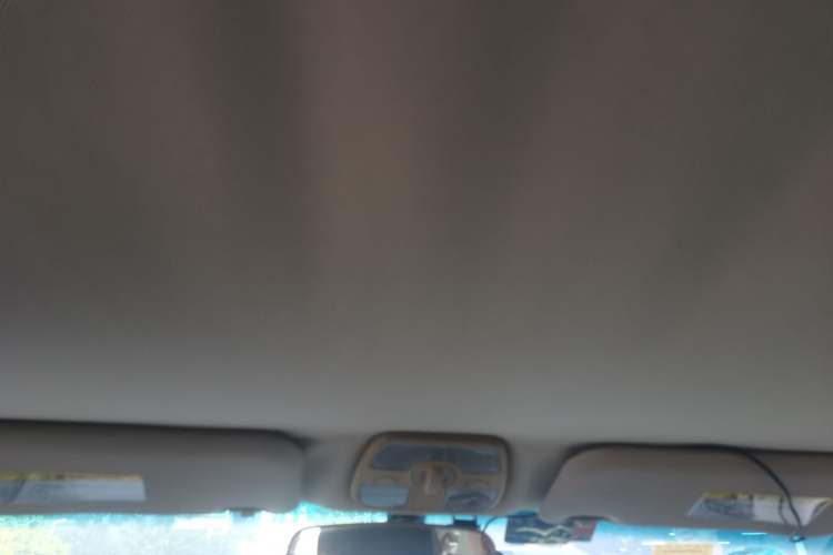 Used Chery Fengyun 2 2010 Hatchback 1.5L Ambition Model Headliner
