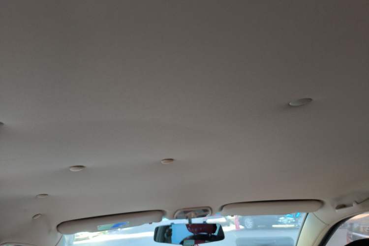 Used Chery Fengyun 2 2010 Hatchback 1.5L Powerful Model Headliner