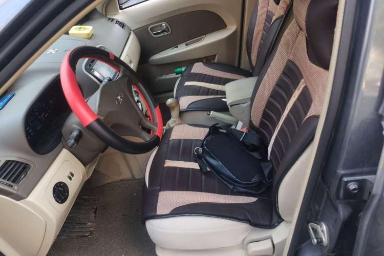 Used Chery Fengyun 2 2010 Hatchback 1.5L Ambition Model Left Front Seat