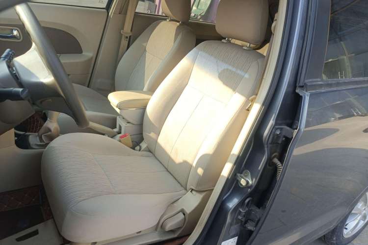 Used Chery Fengyun 2 2010 Hatchback 1.5L Ambition Model Left Front Seat