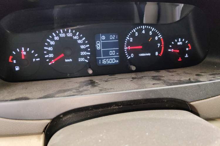 Used Chery Fengyun 2 2010 Hatchback 1.5L Ambition Model Odometer Close Up