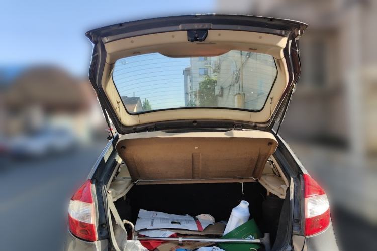 Used Chery Fengyun 2 2010 Hatchback 1.5L Ambition Model Trunk