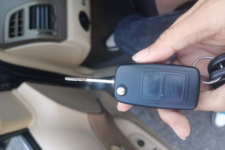 Used Chery Fengyun 2 2010 Hatchback 1.5L Ambition Model Vehicle Key