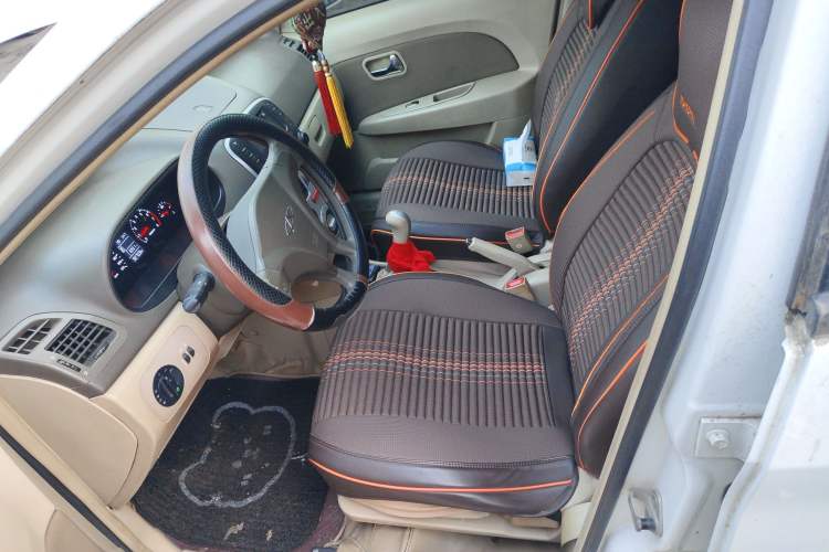 Used Chery Fengyun 2 2010 Hatchback 1.5L Performance Model Left Front Seat