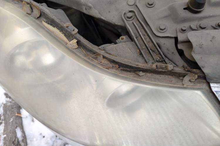 Used Chery Fengyun 2 2010 Hatchback 1.5L Performance Model Right Front Headlight