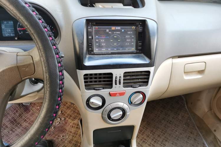 Used Chery Fengyun 2 2010 Hatchback 1.5L Ambition Model Audio And AC Panel