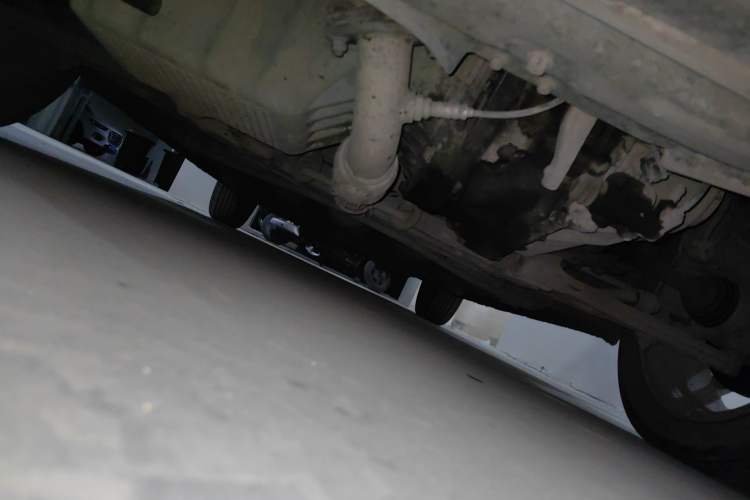 Used Chery Fengyun 2 2010 Hatchback 1.5L Ambition Model Chassis Front