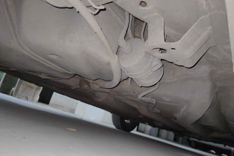 Used Chery Fengyun 2 2010 Hatchback 1.5L Ambition Model Chassis Rear Right