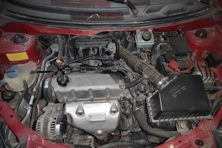 Used Chery Fengyun 2 2010 Hatchback 1.5L Luxury Model Engine Bay