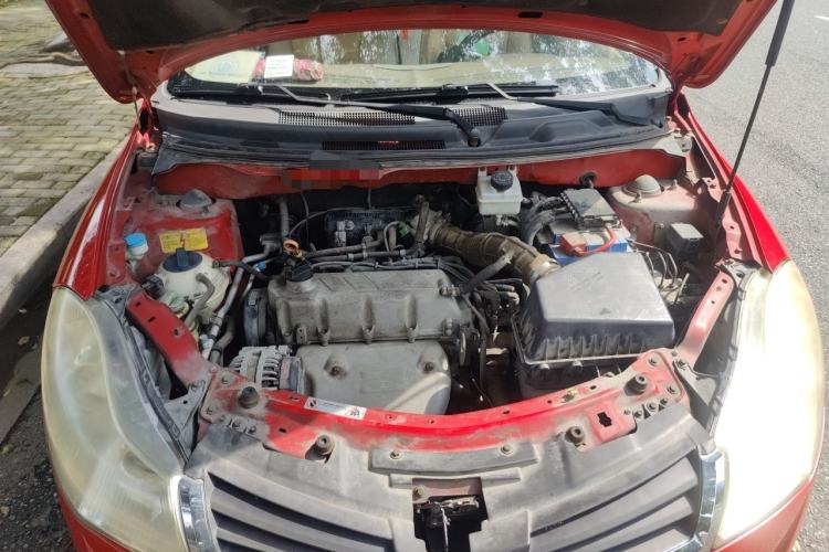 Used Chery Fengyun 2 2010 Hatchback 1.5L Ambition Model Engine Bay