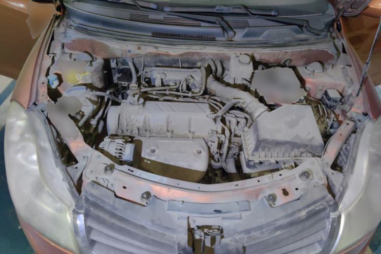 Used Chery Fengyun 2 2010 Hatchback 1.5L Ambition Model Engine Bay