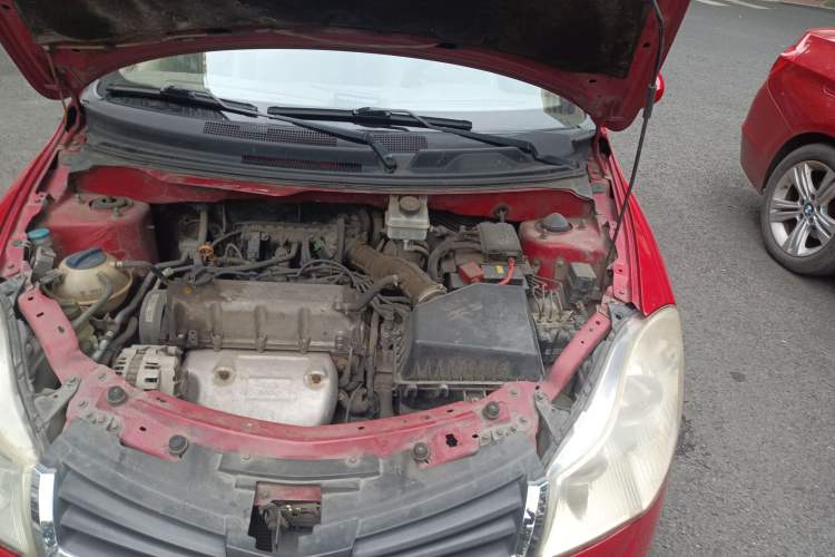 Used Chery Fengyun 2 2010 Hatchback 1.5L Ambition Model Engine Bay Left