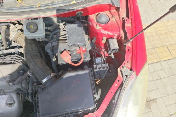 Used Chery Fengyun 2 2010 Hatchback 1.5L Ambition Model Engine Bay Left