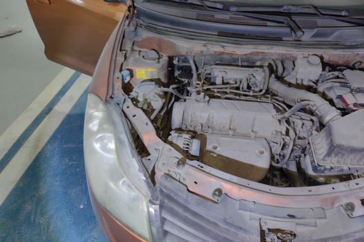 Used Chery Fengyun 2 2010 Hatchback 1.5L Ambition Model Engine Bay Right