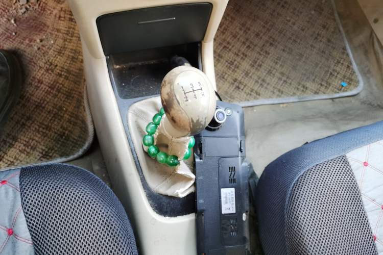 Used Chery Fengyun 2 2010 Hatchback 1.5L Ambition Model Gear Lever
