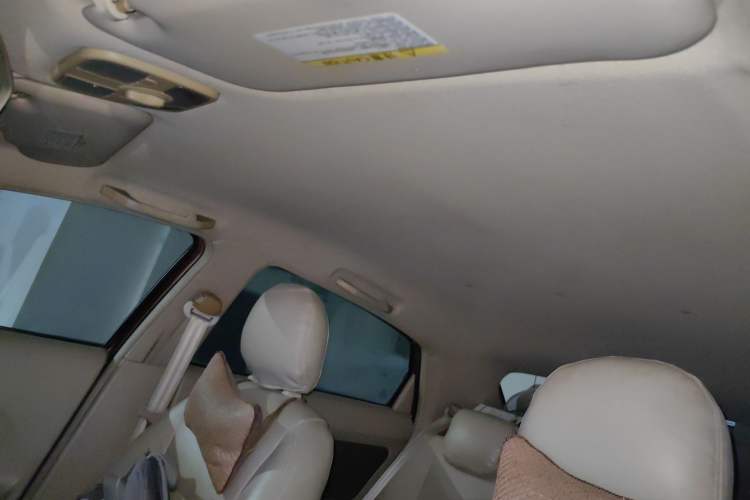 Used Chery Fengyun 2 2010 Hatchback 1.5L Ambition Model Headliner