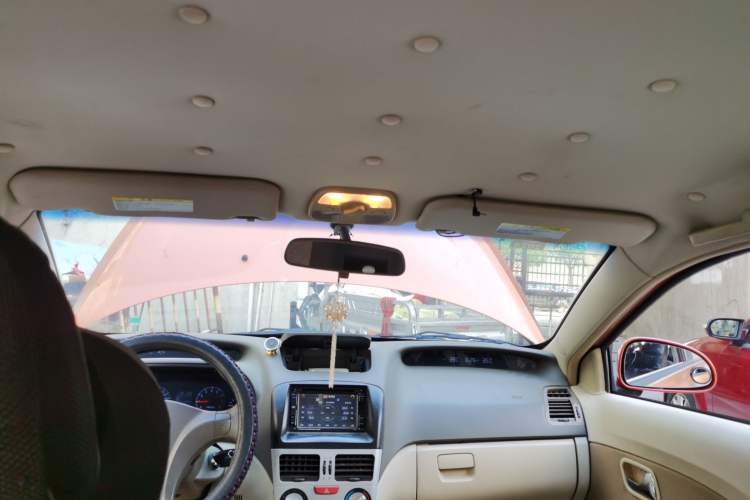Used Chery Fengyun 2 2010 Hatchback 1.5L Ambition Model Headliner