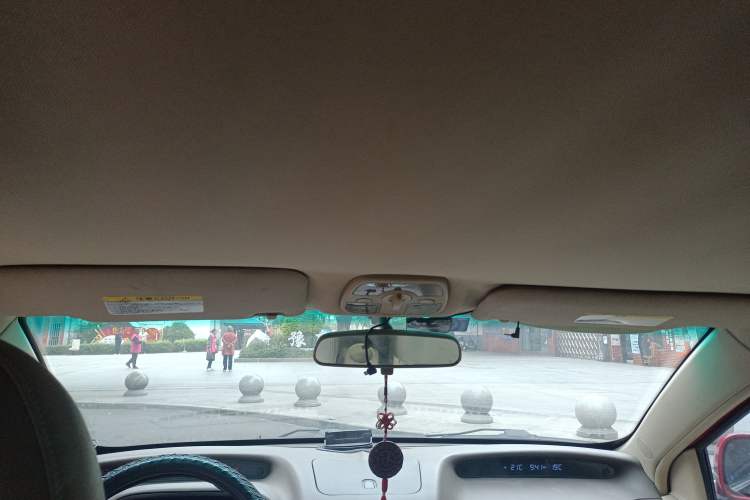 Used Chery Fengyun 2 2010 Hatchback 1.5L Ambition Model Headliner