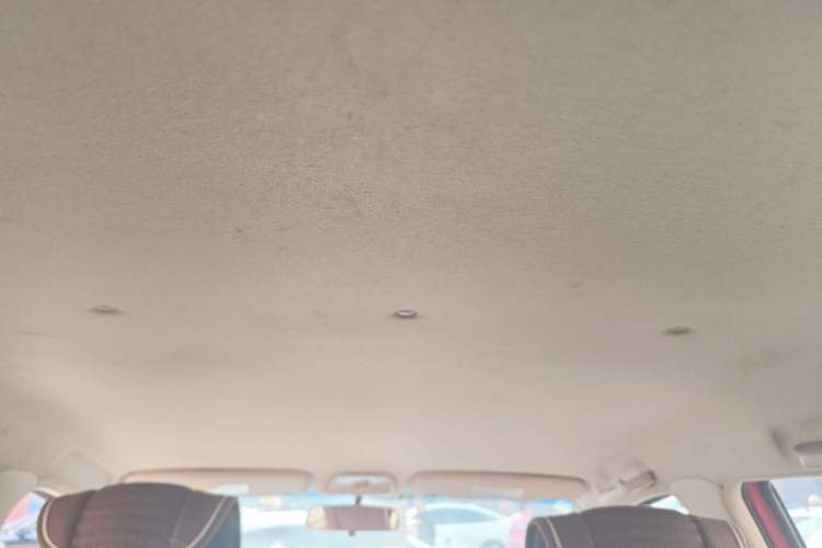 Used Chery Fengyun 2 2010 Hatchback 1.5L Ambition Model Headliner