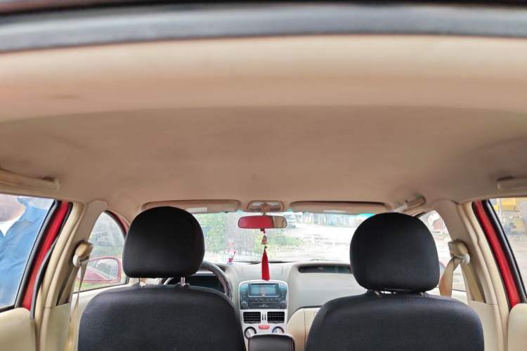 Used Chery Fengyun 2 2010 Hatchback 1.5L Ambition Model Headliner