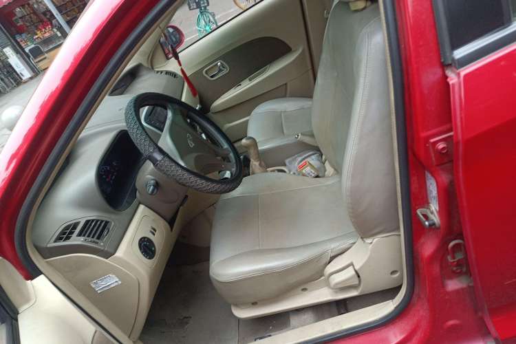 Used Chery Fengyun 2 2010 Hatchback 1.5L Ambition Model Left Front Seat