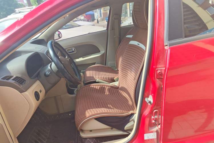 Used Chery Fengyun 2 2010 Hatchback 1.5L Ambition Model Left Front Seat