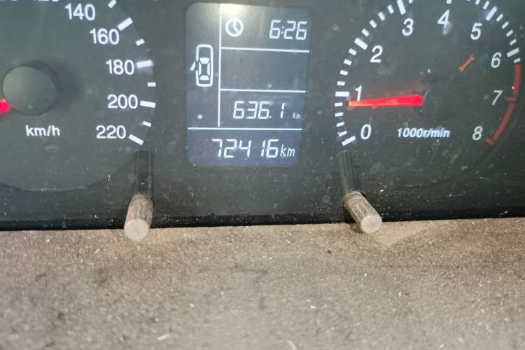 Used Chery Fengyun 2 2010 Hatchback 1.5L Ambition Model Odometer Close Up