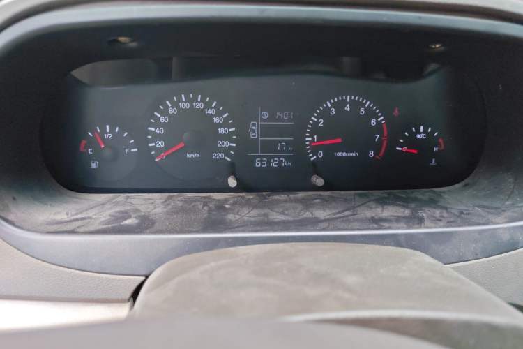 Used Chery Fengyun 2 2010 Hatchback 1.5L Ambition Model Odometer Close Up