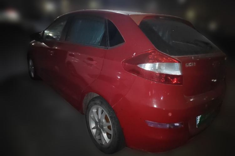 Used Chery Fengyun 2 2010 Hatchback 1.5L Luxury Model Rear Left 45 Deg