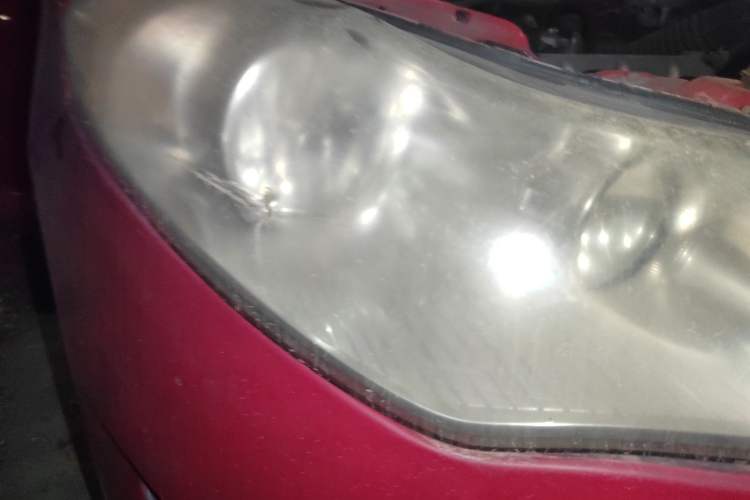 Used Chery Fengyun 2 2010 Hatchback 1.5L Luxury Model Right Front Headlight