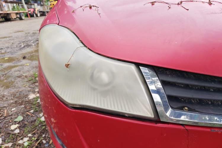 Used Chery Fengyun 2 2010 Hatchback 1.5L Ambition Model Right Front Headlight