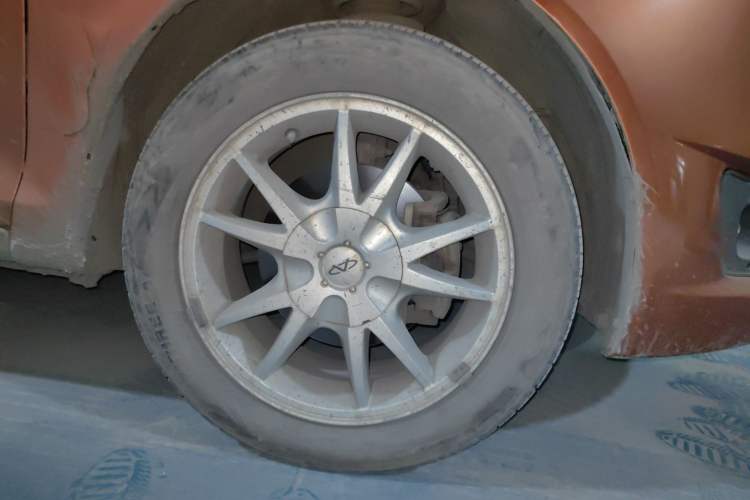Used Chery Fengyun 2 2010 Hatchback 1.5L Ambition Model Right Front Wheel Hub