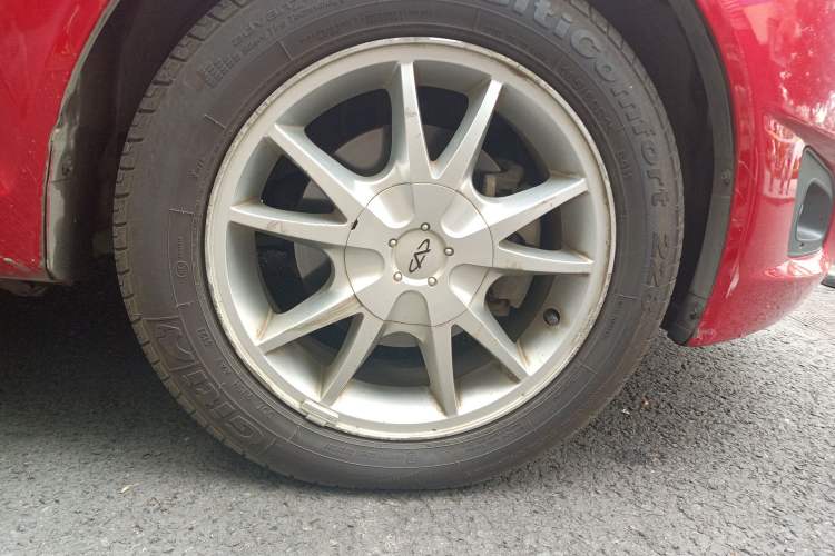 Used Chery Fengyun 2 2010 Hatchback 1.5L Ambition Model Right Front Wheel Hub