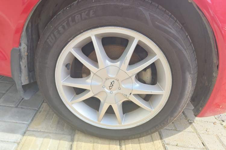 Used Chery Fengyun 2 2010 Hatchback 1.5L Ambition Model Right Front Wheel Hub