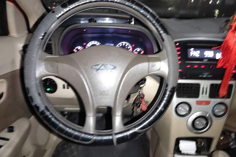 Used Chery Fengyun 2 2010 Hatchback 1.5L Luxury Model Steering Wheel