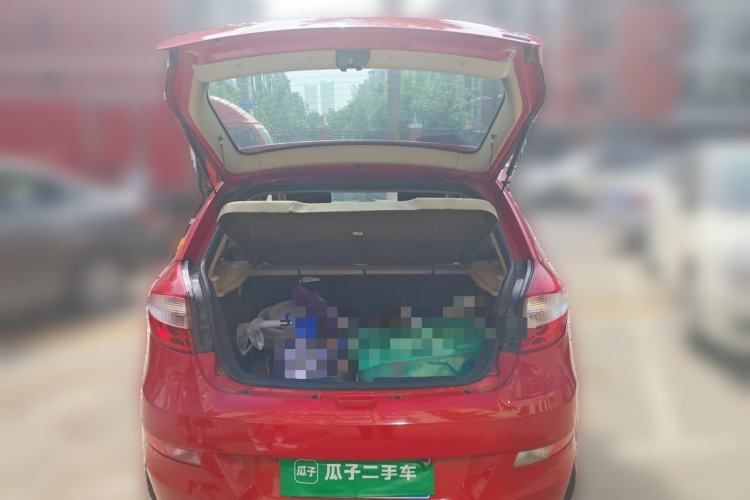 Used Chery Fengyun 2 2010 Hatchback 1.5L Ambition Model Trunk