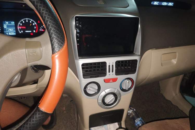 Used Chery Fengyun 2 2010 Hatchback 1.5L Ambition Model Audio And AC Panel