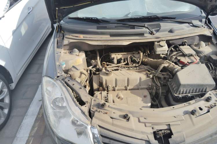 Used Chery Fengyun 2 2010 Hatchback 1.5L Ambition Model Engine Bay Right