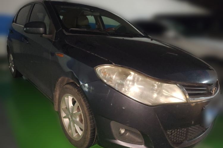 Used Chery Fengyun 2 2010 Hatchback 1.5L Ambition Model Front Right 45 Deg