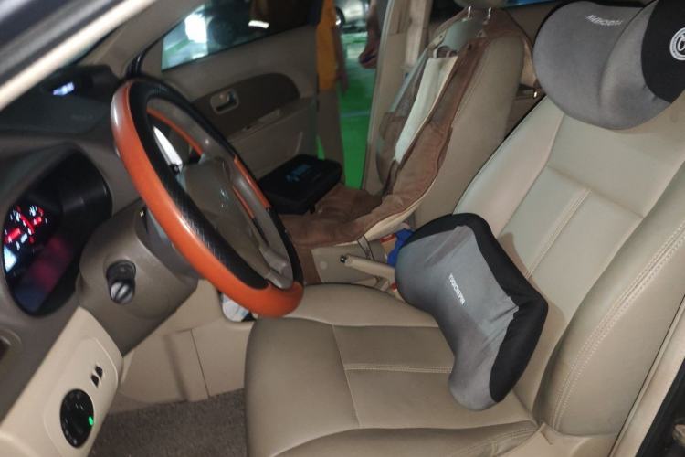 Used Chery Fengyun 2 2010 Hatchback 1.5L Ambition Model Left Front Seat