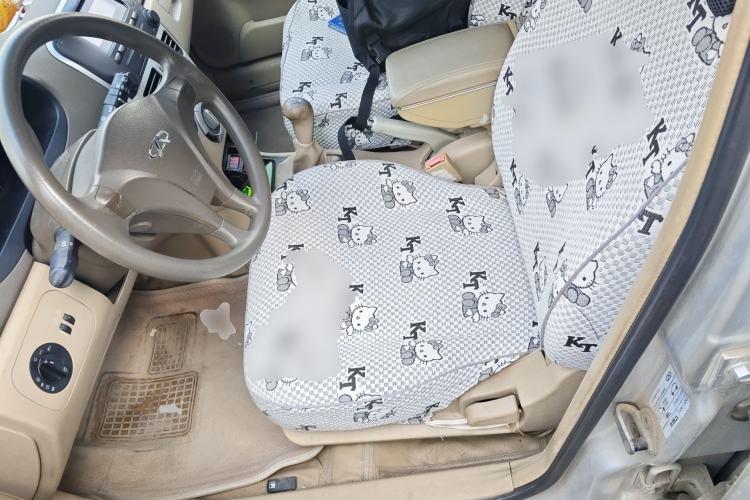 Used Chery Fengyun 2 2010 Hatchback 1.5L Ambition Model Left Front Seat