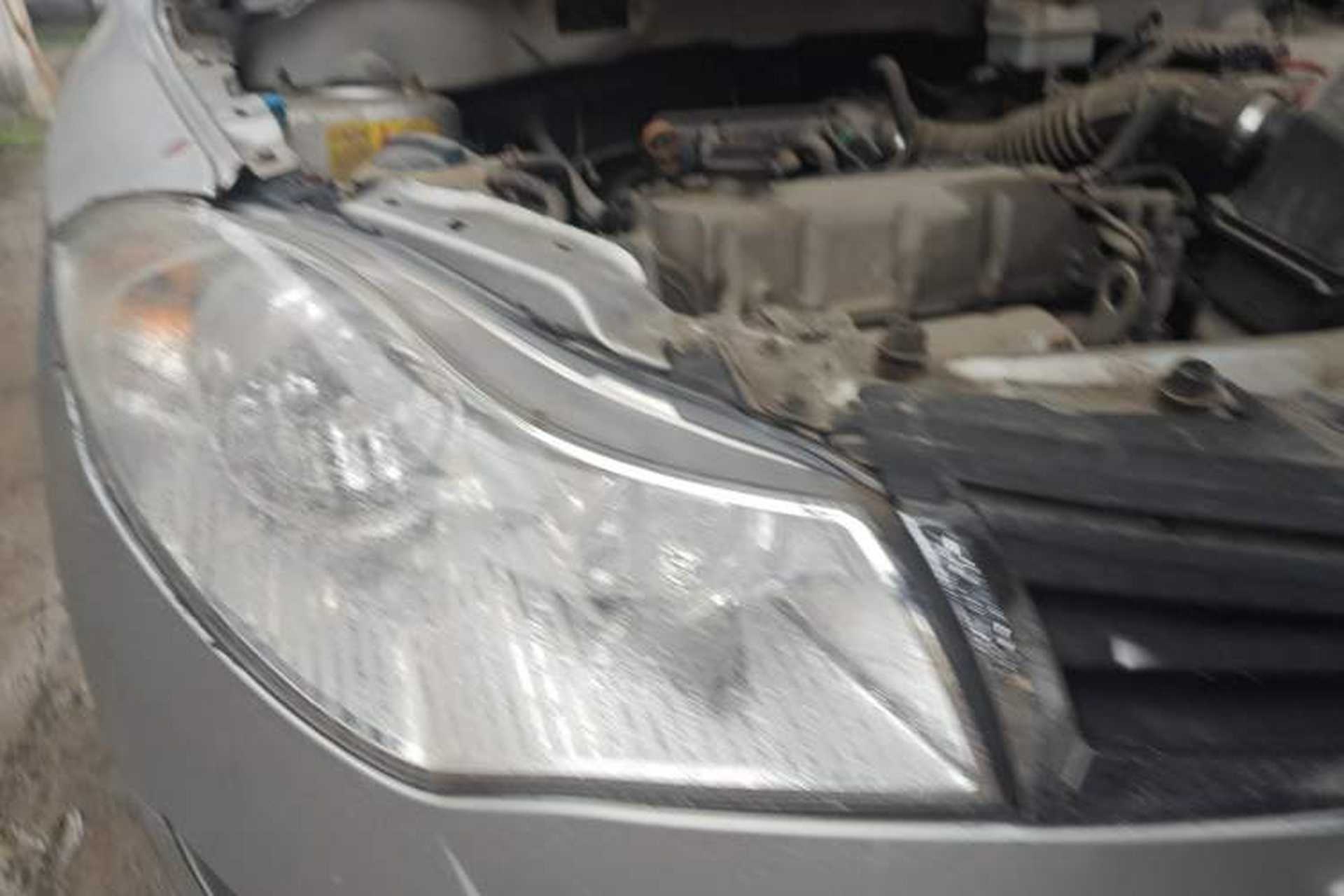 Used Chery Fengyun 2 2010 Hatchback 1.5L Ambition Model Right Front Headlight