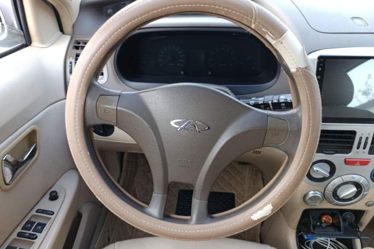 Used Chery Fengyun 2 2010 Hatchback 1.5L Luxury Model Steering Wheel