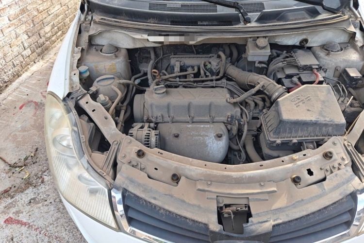 Used Chery Fengyun 2 2010 Hatchback 1.5L Ambition Model Engine Bay Right
