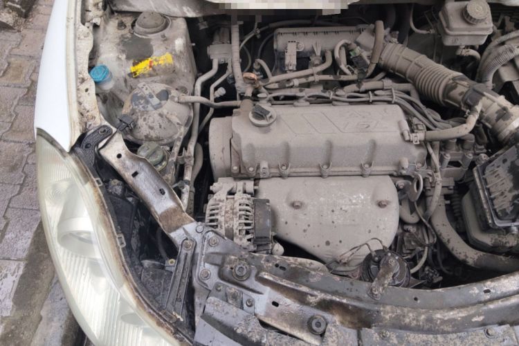 Used Chery Fengyun 2 2010 Hatchback 1.5L Ambition Model Engine Bay Right
