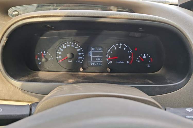 Used Chery Fengyun 2 2010 Hatchback 1.5L Ambition Model Instrument Cluster