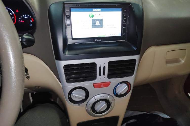 Used Chery Fengyun 2 2010 Hatchback 1.5L Ambition Model Audio And AC Panel