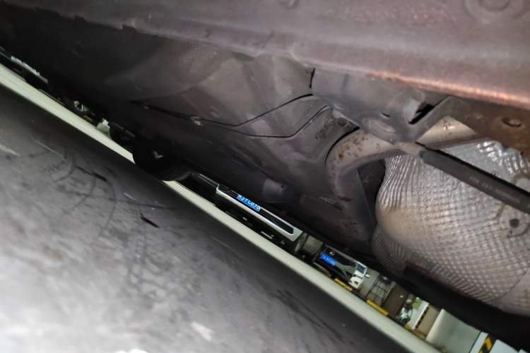 Used Chery Fengyun 2 2010 Hatchback 1.5L Ambition Model Chassis Rear Left