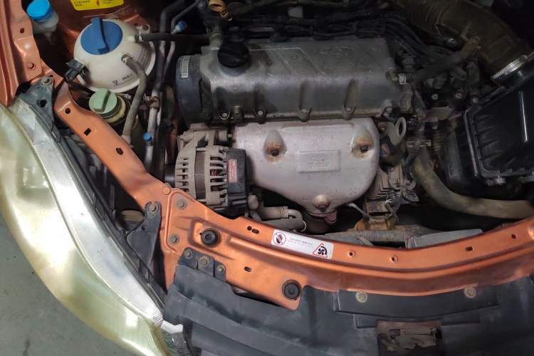 Used Chery Fengyun 2 2010 Hatchback 1.5L Ambition Model Engine Bay Right