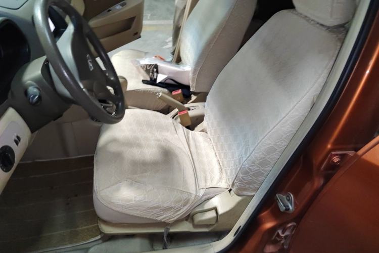 Used Chery Fengyun 2 2010 Hatchback 1.5L Ambition Model Left Front Seat